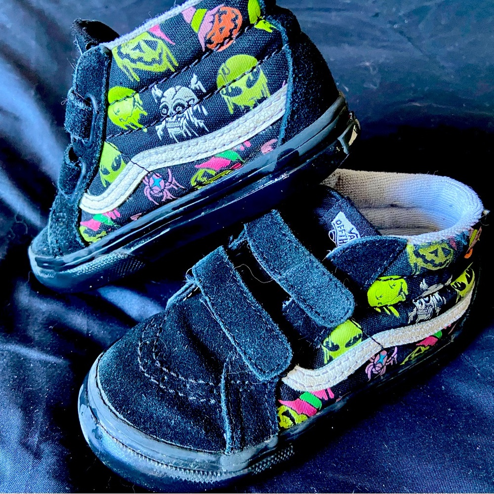 Vans Glow in the Dark